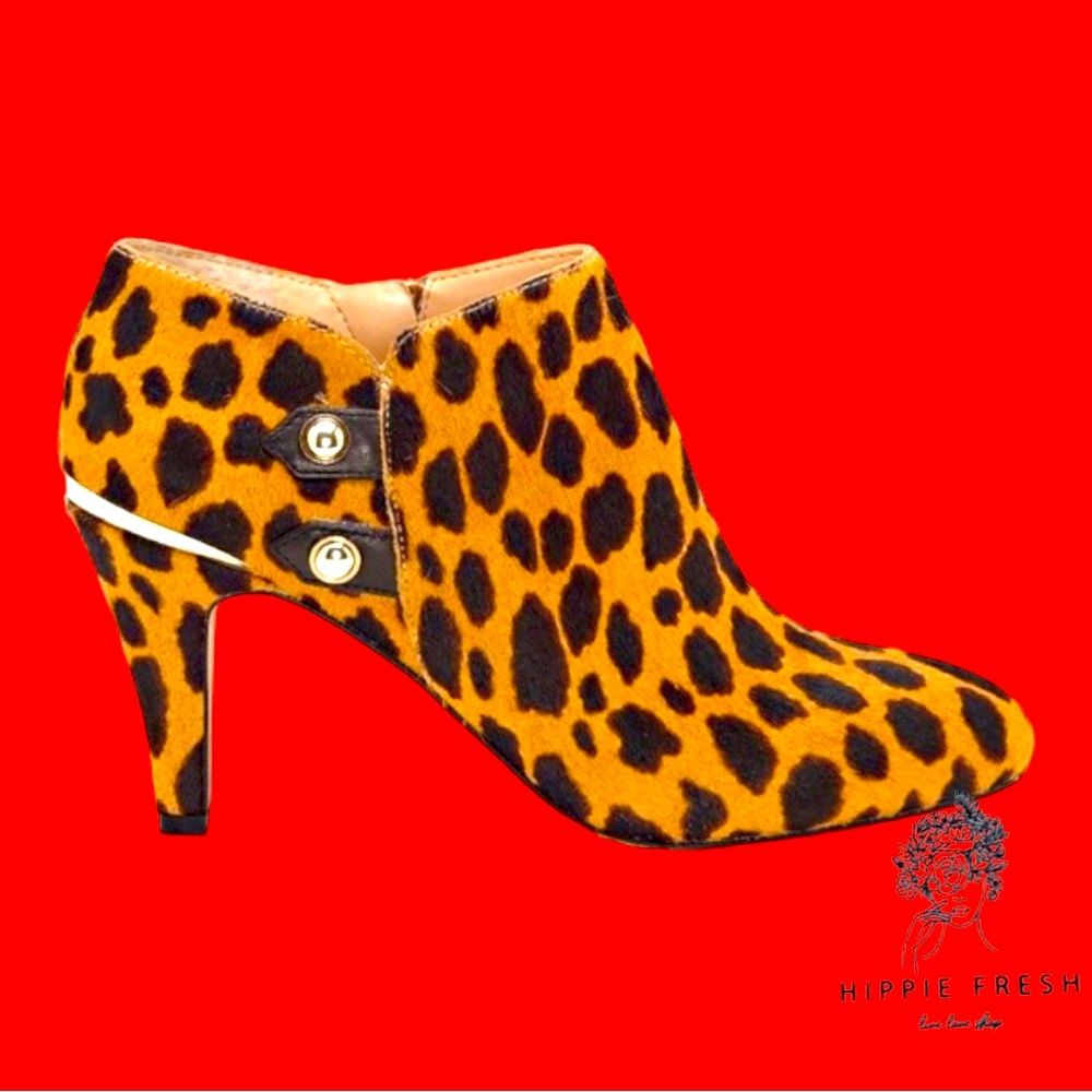 Vince Camuto Vemme 2 Leopard Genuine Cow Hair Ankle Bootie Size 9